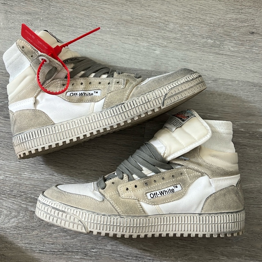 Fear of God Hightop Off-Court 3.0 Beige Sneakers